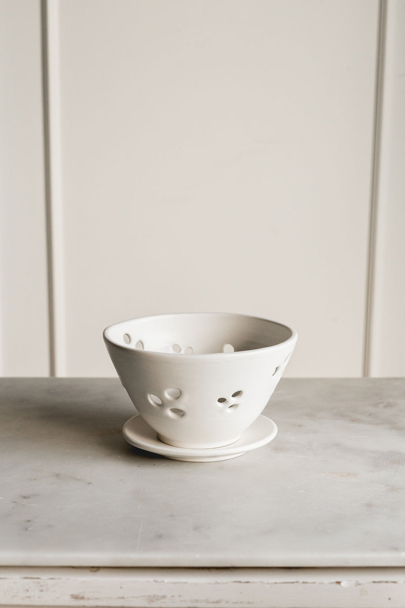 Pot de Crème Pottery - Berry Bowl